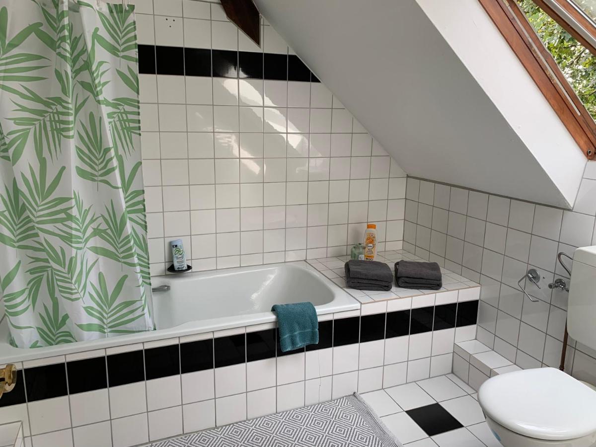 Kleines Apartment In Moenchengladbach-Neuwerk エクステリア 写真