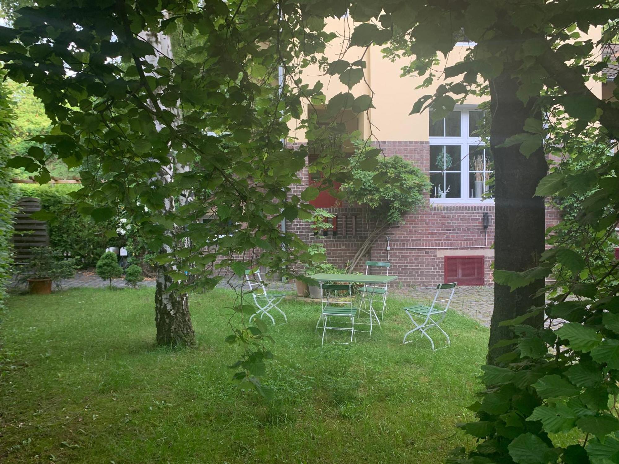 Kleines Apartment In Moenchengladbach-Neuwerk エクステリア 写真
